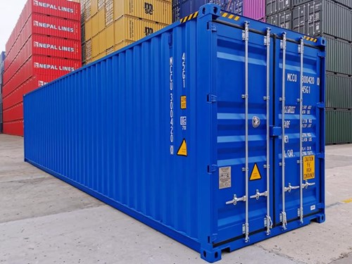 DRY CARGO CONTAINERS